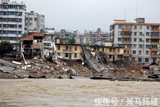 破坏|贷款买的房子遭到洪水破坏,房贷还要还吗?银行员工这样说