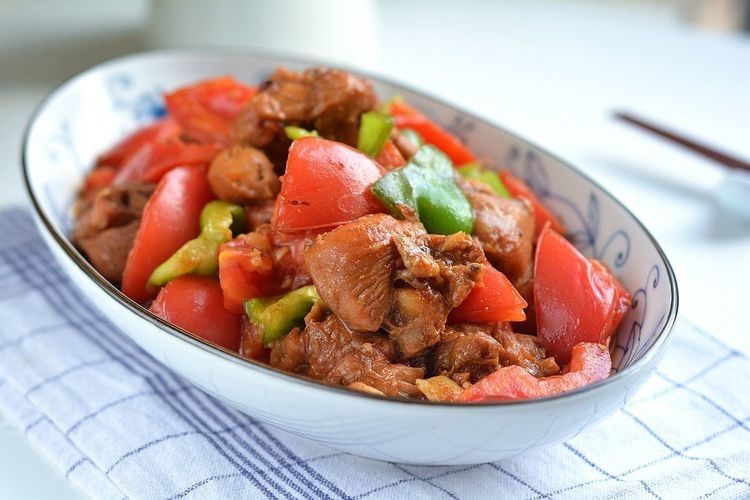 你还在减肥的时候啃鸡胸肉？其实，这样做鸡腿也是很香的