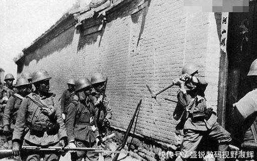 谢罪|日军来到这座村子扫荡,发现一块墓碑,念完上面的字连忙磕头谢罪