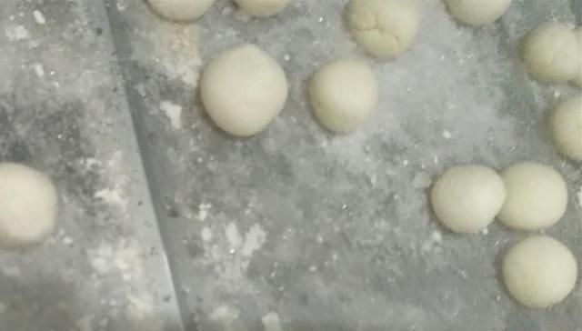  红豆糯米小|天冷糯米面就爱这样做，喝一碗，暖暖的很贴心