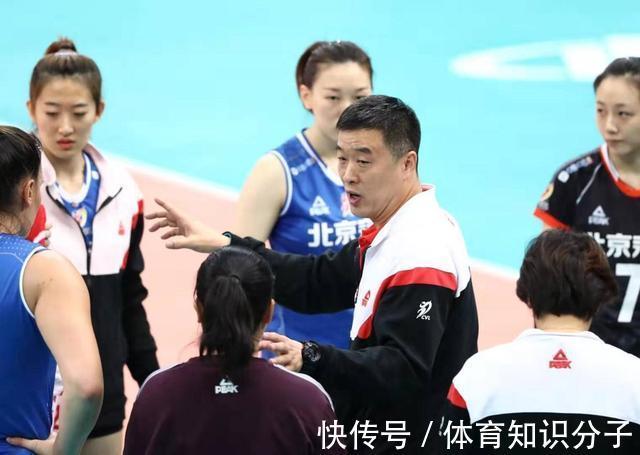 奥运冠军|2大年轻教练加入竞争!1人曾随队夺奥运冠军,女排精彩好戏来了