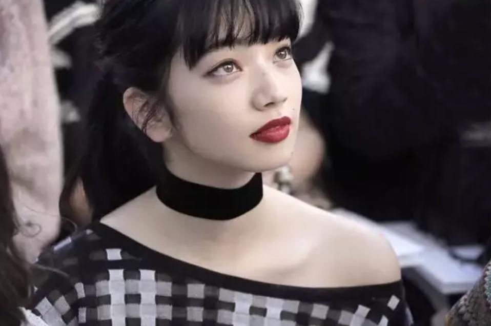 女团宫斗修罗场,参不透她搞发型的心机,尔等终究是洗脚婢