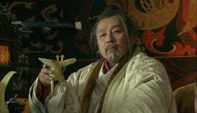 皇帝|“文盲皇帝”刘邦一生写诗2首,却力压乾隆4万首,成为千古绝唱