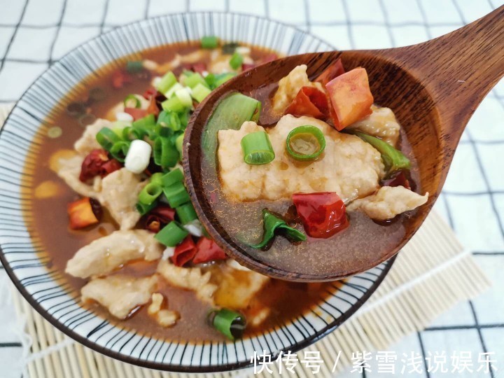 胡辣子|水煮肉片好吃有秘诀！上浆前多加1步，肉片更嫩更滑，还没腥味