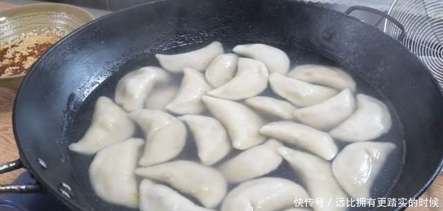 正月十五元宵节,家宴菜单已备好,5荤4素1汤上一桌,十全十美