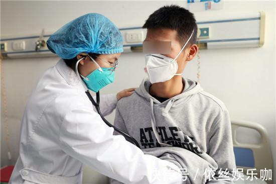 分泌|爸爸一米六五,妈妈一米五,儿子猛蹿一米八:只因睡前做对这件事