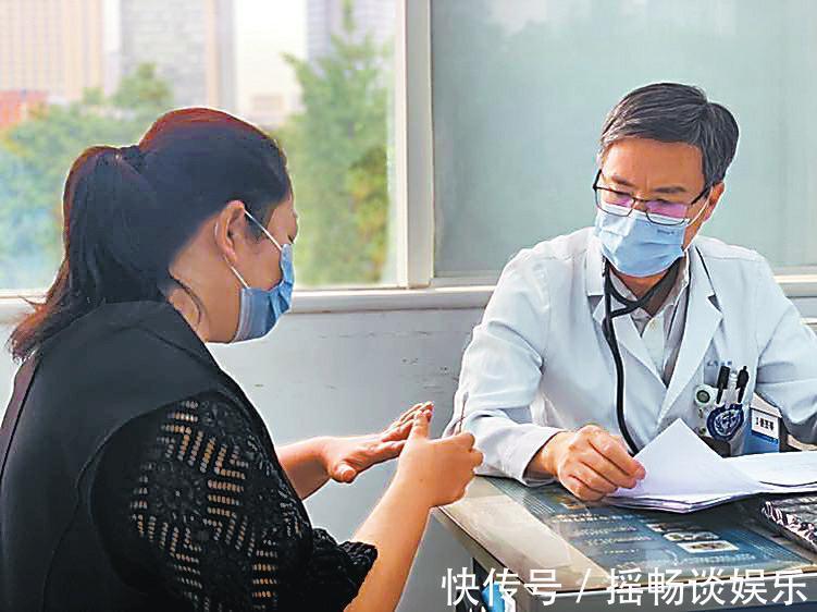 hpv|21岁姑娘染HPV,“菜花”从腿长到腰,提醒:都是生活习惯造成的