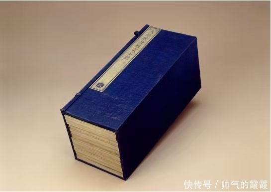 家中的收藏品日常保养、以及收藏细节,请鉴赏
