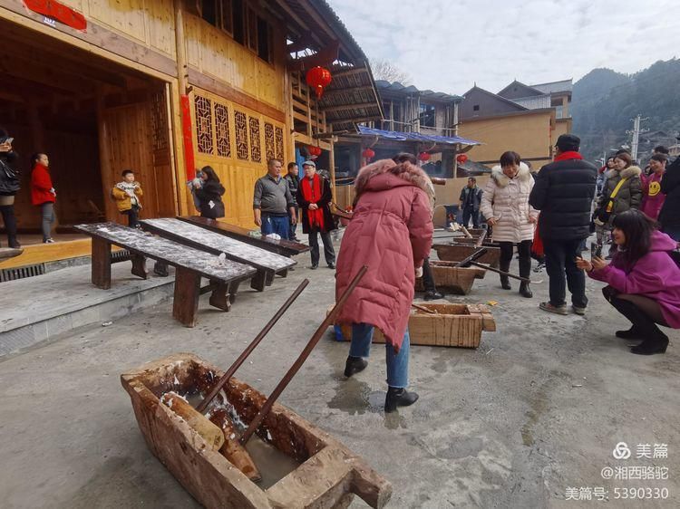 神秘湘西过大年：做客国茶村