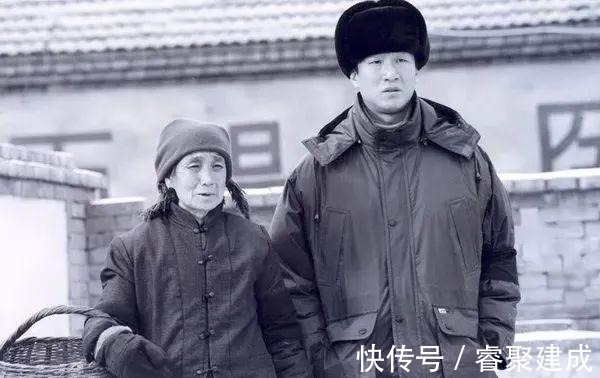 清醒|孫紅雷的“清醒”，會(huì)讓多少中國的年輕明星“臉紅”？