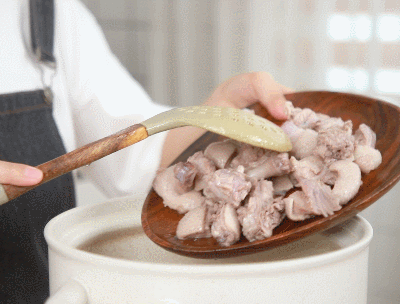 秋季食补多煲汤