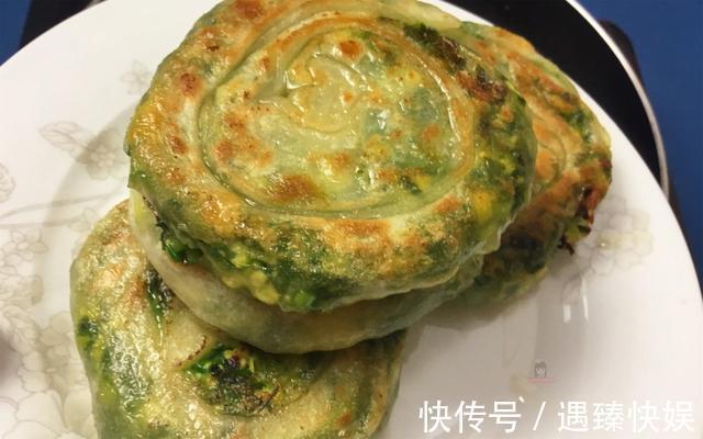好吃|500克韭菜，三个鸡蛋，烙出超级的香的韭菜鸡蛋馅饼，好吃