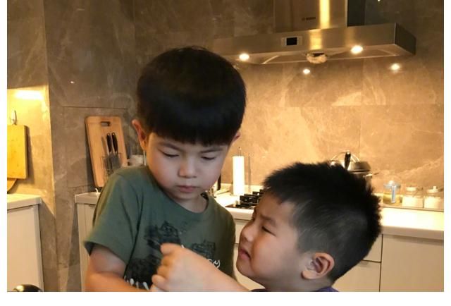 名牌大学|强势的父母，往往培养出软弱的子女