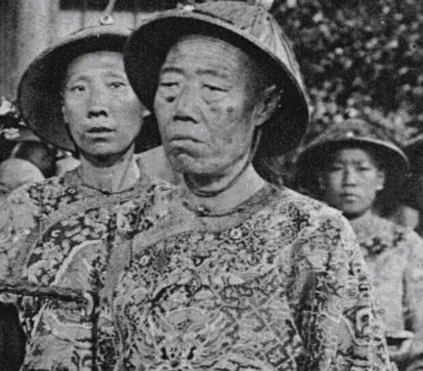 太监|慈禧死后,大太监李莲英下场如何?