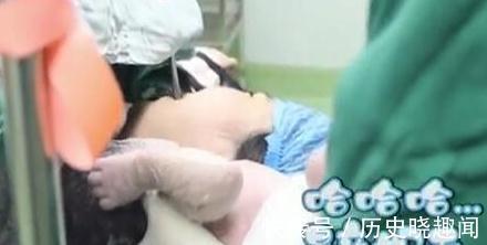 护士|宝宝出生后你愿意亲一亲吗?这位宝妈的反应出人意料,引护士大笑