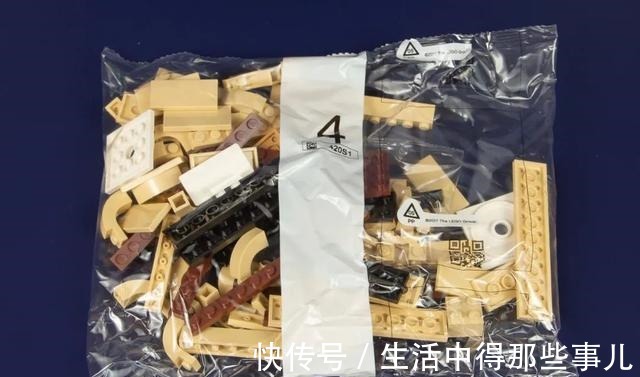 羽毛|乐高哈利波特76391霍格沃茨经典藏品开箱评测!