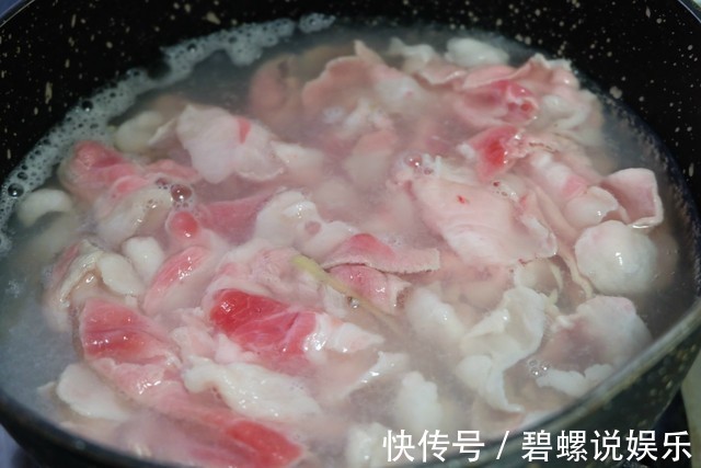 新学了个羊肉的做法，简单易做，鲜嫩美味，全家都说好！