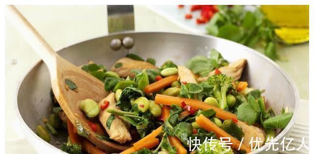 营养物质|一旦查出高血压,5种食物敞开吃,增强血管弹性,血压更稳定