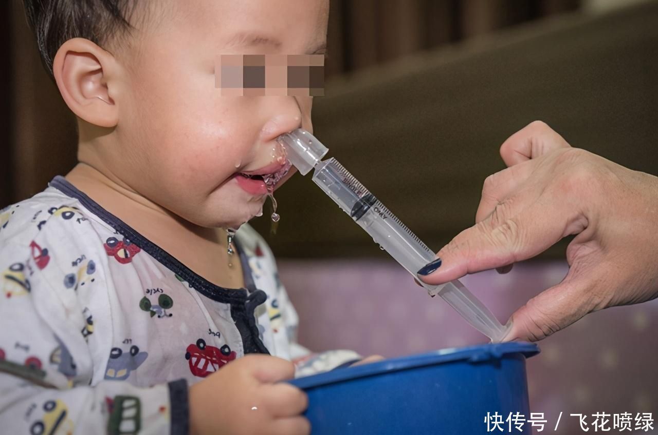 健康状况|从鼻涕看健康状况孩子出现这4种症状,家长应及时带他去医院