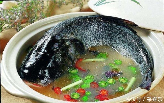 你炖鱼汤不好喝学会大厨的方法汤浓无腥味,怎么喝都不够
