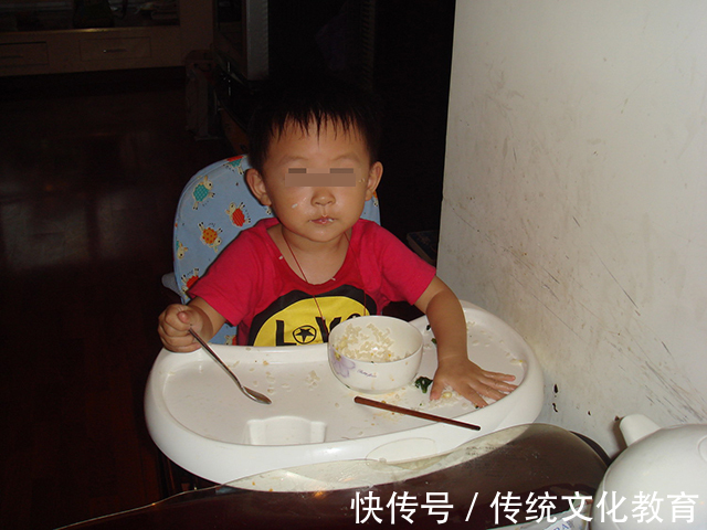 黄金时间|揭秘教育孩子的正确方式:富养和穷养,都比不上这样教养孩子