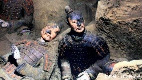 秦朝|50万精锐秦军,为何亡国也不出兵?秦始皇没想到,此密令毁了秦朝