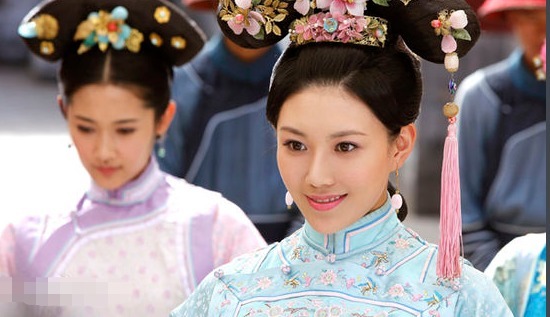 服侍|贵为皇后却被累死，不仅照顾孩子还要服侍太后，最后母子双双去世