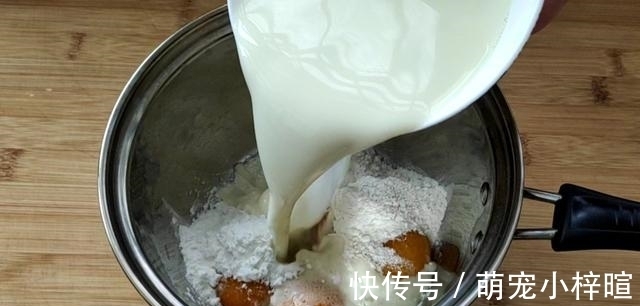 糯米粉|豆浆和糯米粉试试这样做,比雪媚娘还好吃,软糯拉丝放三天也不硬