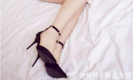 曼妙傲人身材 尖头细高跟的设计,展现女性的曼妙傲人身材!