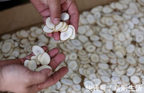 多喝|101岁的老人,皮肤仅60岁无色斑,诀窍是不做4件事,多喝2种水