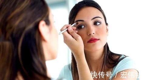 维生素e|女人35岁后,一定要多吃“它”,补充胶原蛋白,皮肤光滑更美丽