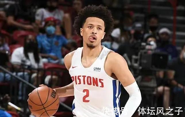 上期|NBA最新新秀榜,莫布里稳居榜首,巴恩斯次席,火箭新秀无缘榜单