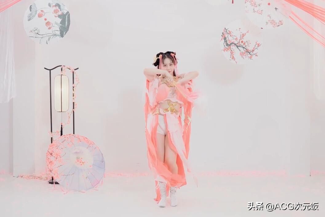 up主|剑网三UP主登上B站首页，COS到位编舞一流，观众直呼老婆真美