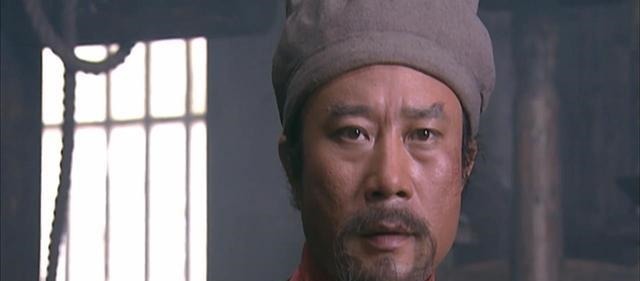 宋江|鲁智深多次反对宋江,宋江不敢收拾他