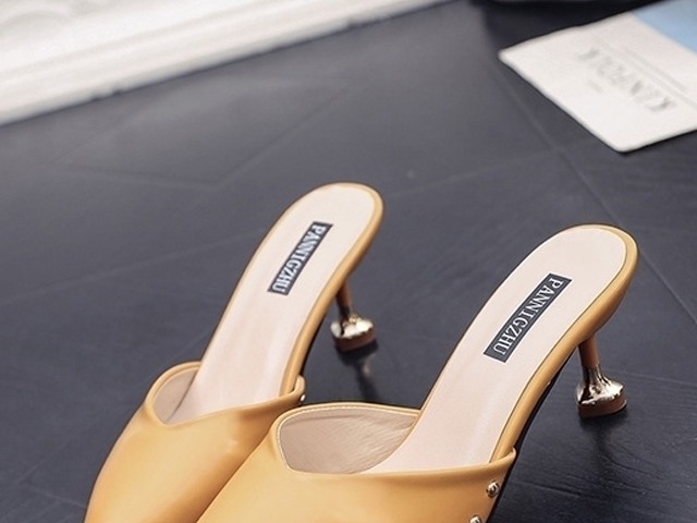 女人 会打扮的女人真厉害,只是换了一双凉鞋,别人都夸这么美