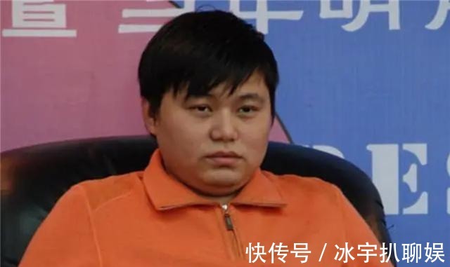 当年明月|小伙靠一书封神，3年赚了4100万，同事：没想到他有这般能耐