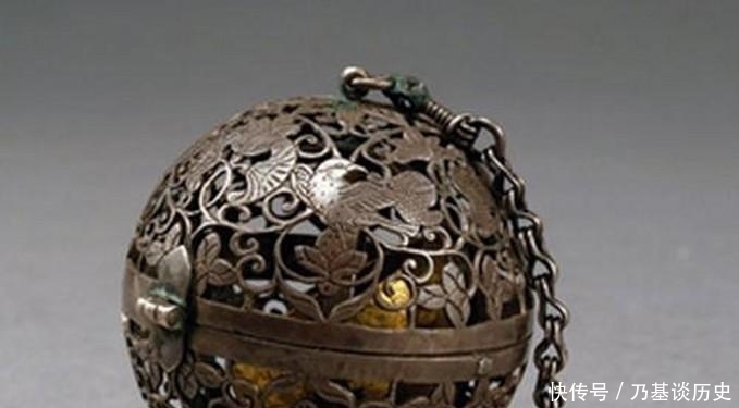 马嵬驿|马嵬驿兵变后,玄宗命人为贵妃迁葬,最后得到九字答复