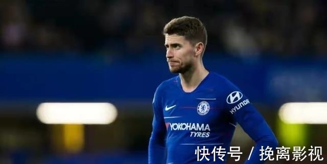 |金球给他就是笑话!身为中场核心,没进攻、没防守,只会传安全球