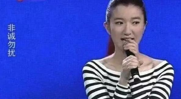 嘉宾|非诚勿扰“猫脸”女嘉宾无人敢牵手，露出真容后，惊艳了全场