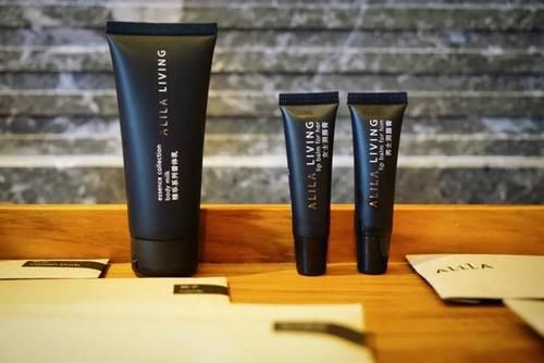 中年|安吉阿丽拉，停止营业