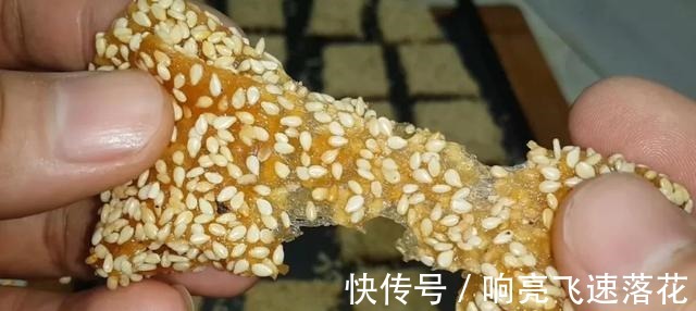 糯米水|芝麻糯米粉这样做,大勺一搅,做出好吃的软糖片,平时待客全靠它!