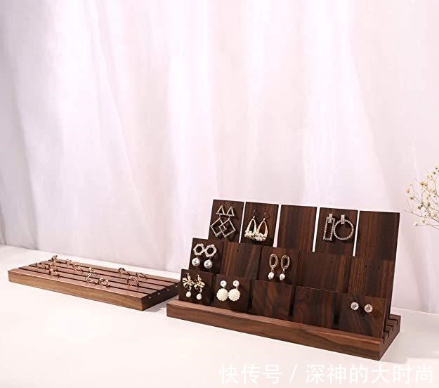 珠宝 珠宝展示道具有什么作用木质展示道具-优致工艺!