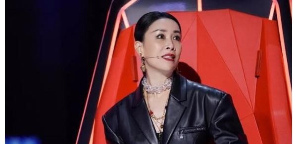 《好声音》李克勤鼓励女学员,回忆年轻时代,那英赞赏男选手-他太像梁博