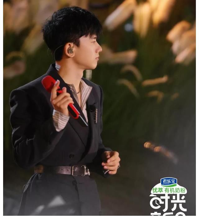 挖掘经典好歌里的“治愈力”,《时光音乐会》搭建“时代音乐桥”