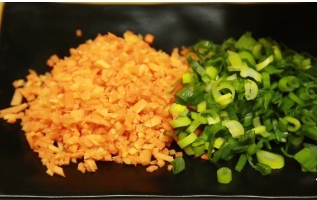 玉米面最正确的做法,开水一烫,筷子一搅,儿子说比蛋糕好吃