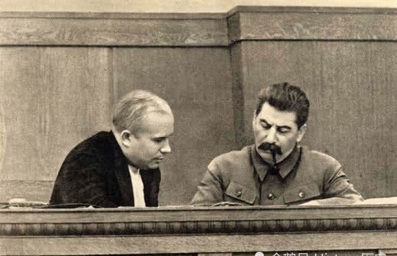 场面|赫鲁晓夫为救儿子性命,向斯大林求情,场面有多卑微?