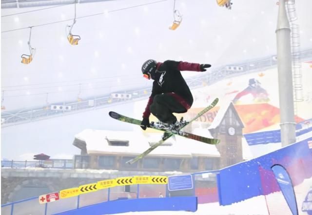 中年|升级“大换雪”!哈尔滨融创雪世界21日起恢复营业