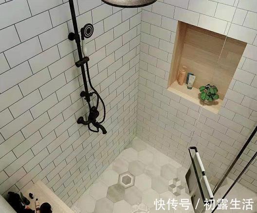 浴霸|卫生间没有窗户怎么办?越来越多人都喜欢这样做,再也不用担心了