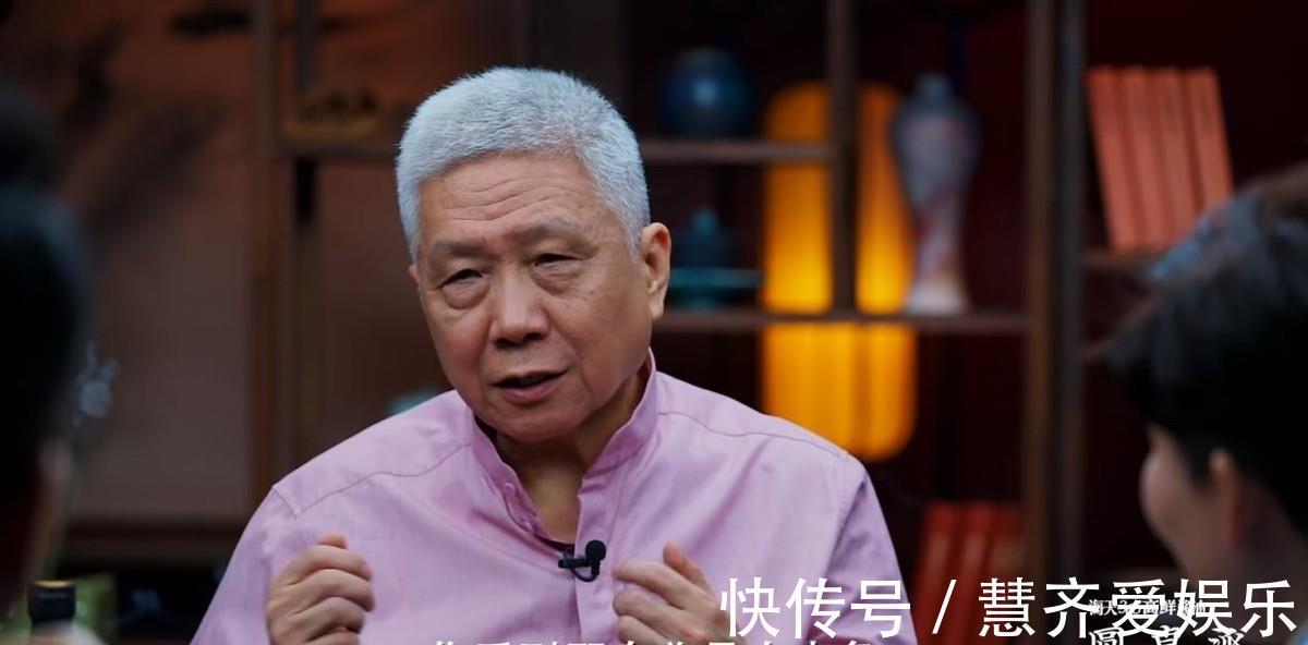 脱口秀|豆瓣9.2分，五星好评满屏飘，这档顶级脱口秀综艺凭什么这么横