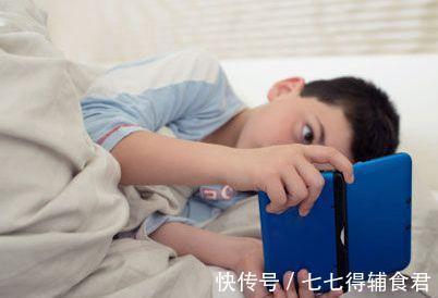 手机|家长没收孩子手机,女娃发飙手指父亲“不放开我就打你”,挺寒心